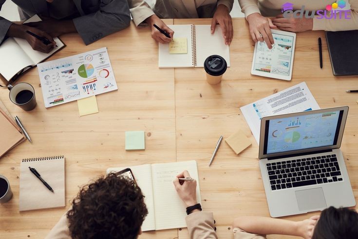 american-malta-university Logo